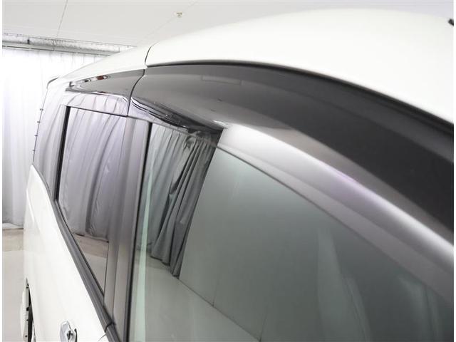 ノア ハイブリッドＳｉ　ダブルバイビーＩＩＩ　フルセグ　メモリーナビ　ＤＶＤ再生　後席モニター　バックカメラ　衝突被害軽減システム　ＥＴＣ　ドラレコ　両側電動スライド　ＬＥＤヘッドランプ　乗車定員７人　３列シート　ワンオーナー　フルエアロ（33枚目）