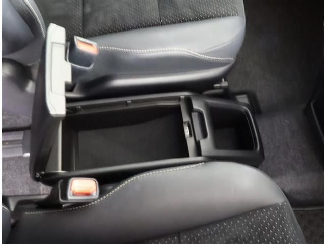 ヴォクシー ハイブリッドZS 煌III フルセグ メモリーナビ DVD再生 後席モニター バックカメラ 衝突被害軽減システム ETC 両側電動スライド LEDヘッドランプ 乗車定員7人 3列シート ワンオーナー フルエアロ(29枚目)