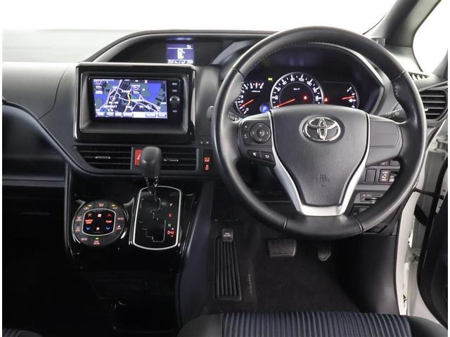 ヴォクシー ZS 煌II フルセグ メモリーナビ DVD再生 後席モニター バックカメラ 衝突被害軽減システム ETC 両側電動スライド LEDヘッドランプ ウオークスルー 乗車定員7人 3列シート ワンオーナー フルエアロ(4枚目)