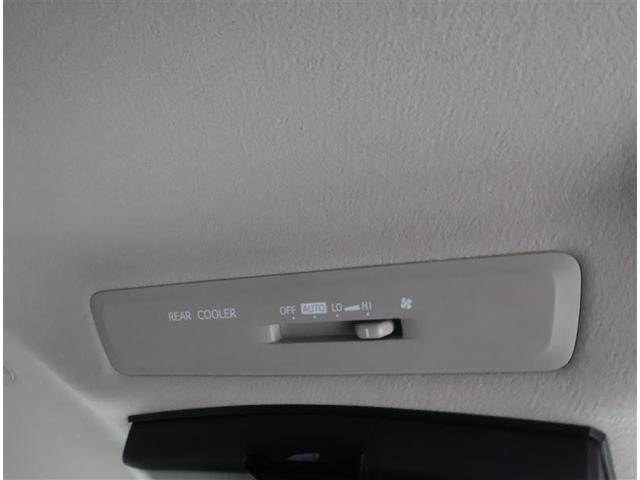 ヴォクシー ZS 煌II フルセグ メモリーナビ DVD再生 後席モニター バックカメラ 衝突被害軽減システム ETC 両側電動スライド LEDヘッドランプ ウオークスルー 乗車定員7人 3列シート ワンオーナー フルエアロ(21枚目)