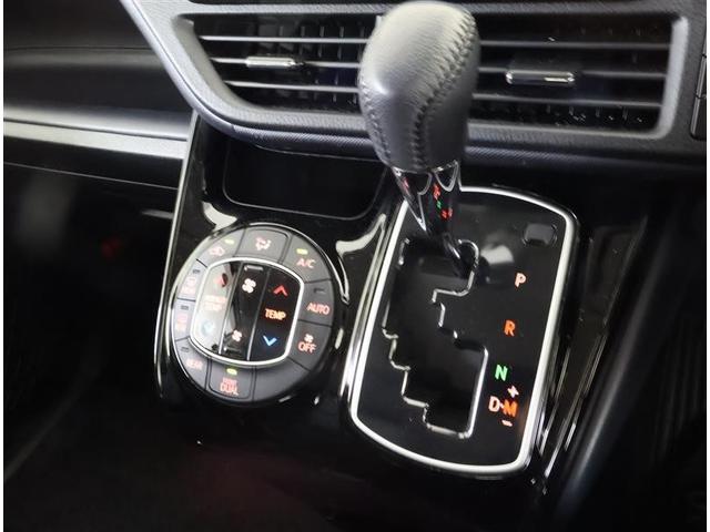 ヴォクシー ZS 煌II フルセグ メモリーナビ DVD再生 後席モニター バックカメラ 衝突被害軽減システム ETC 両側電動スライド LEDヘッドランプ ウオークスルー 乗車定員7人 3列シート ワンオーナー フルエアロ(23枚目)