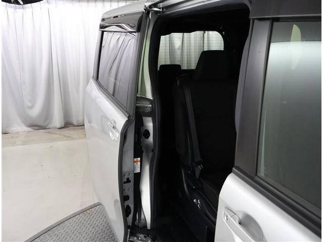 ノア Ｇ　フルセグ　メモリーナビ　ＤＶＤ再生　バックカメラ　衝突被害軽減システム　ＥＴＣ　両側電動スライド　ＬＥＤヘッドランプ　ウオークスルー　乗車定員７人　３列シート　ワンオーナー　アイドリングストップ（12枚目）