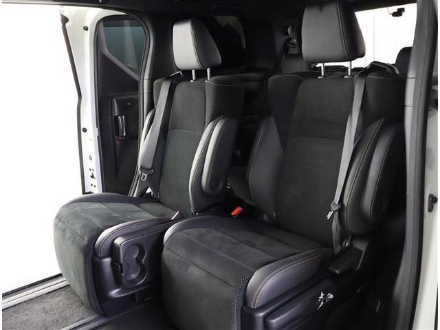 アルファード ２．５Ｓ　タイプゴールドＩＩ　フルセグ　メモリーナビ　ＤＶＤ再生　後席モニター　バックカメラ　衝突被害軽減システム　ＥＴＣ　ドラレコ　両側電動スライド　ＬＥＤヘッドランプ　乗車定員７人　３列シート　ワンオーナー（14枚目）