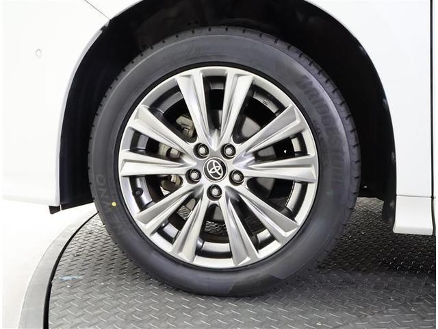 アルファード ２．５Ｓ　タイプゴールドＩＩ　フルセグ　メモリーナビ　ＤＶＤ再生　後席モニター　バックカメラ　衝突被害軽減システム　ＥＴＣ　ドラレコ　両側電動スライド　ＬＥＤヘッドランプ　乗車定員７人　３列シート　ワンオーナー（17枚目）