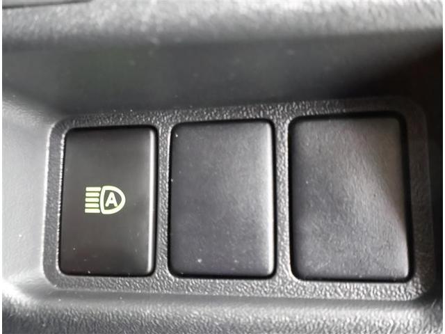 �I�[�g�}�`�b�N�n�C�r�[���Ƃ́A��s�Ԃ�Ό��Ԃ̃��C�g��F�����A�n�C�r�[���ƃ��[�r�[���������Ő؂�ւ���@�\�ł��B�铹�̎��E���m�ۂ��܂��B�ڍׂ͔̔��X�X�^�b�t�܂ł������˂��������B