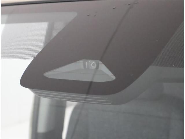 シエンタ ハイブリッドＺ　フルセグ　メモリーナビ　バックカメラ　衝突被害軽減システム　ＥＴＣ　ドラレコ　両側電動スライド　ＬＥＤヘッドランプ　乗車定員７人　３列シート　ワンオーナー（10枚目）