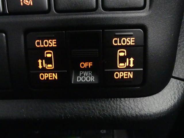 ヴォクシー ZS 煌III フルセグ メモリーナビ DVD再生 バックカメラ 衝突被害軽減システム ETC 両側電動スライド LEDヘッドランプ ウオークスルー 乗車定員7人 3列シート ワンオーナー フルエアロ(11枚目)