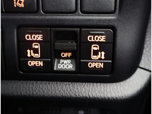 ヴォクシー ＺＳ　煌ＩＩ　フルセグ　メモリーナビ　ＤＶＤ再生　バックカメラ　衝突被害軽減システム　ＥＴＣ　両側電動スライド　ＬＥＤヘッドランプ　ウオークスルー　乗車定員７人　３列シート　ワンオーナー　フルエアロ（22枚目）