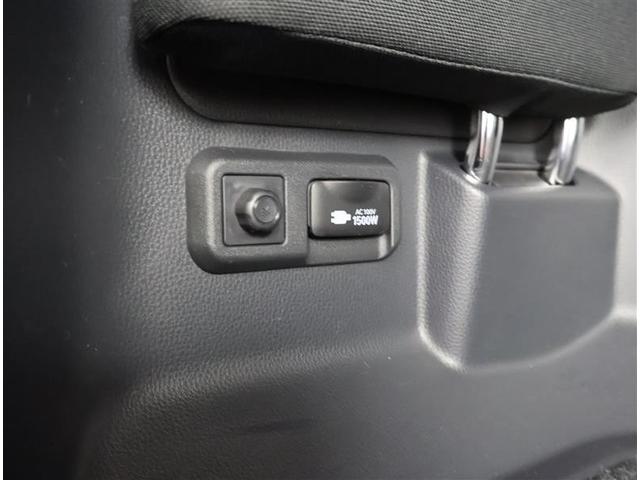 ヴォクシー ハイブリッドＳ－Ｚ　フルセグ　メモリーナビ　ＤＶＤ再生　後席モニター　バックカメラ　衝突被害軽減システム　ＥＴＣ　両側電動スライド　ＬＥＤヘッドランプ　乗車定員７人　３列シート　ワンオーナー（16枚目）