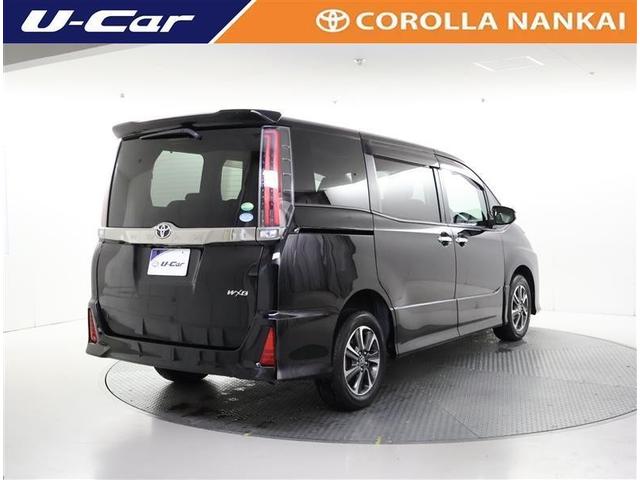 ノア Si ダブルバイビーII 4WD フルセグ メモリーナビ DVD再生 後席モニター バックカメラ 衝突被害軽減システム ETC 両側電動スライド LEDヘッドランプ ウオークスルー 乗車定員7人 3列シート ワンオーナー(3枚目)