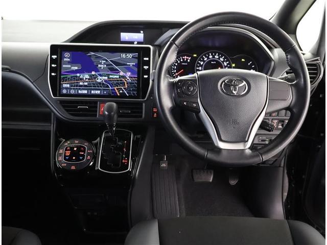 ノア Si ダブルバイビーII 4WD フルセグ メモリーナビ DVD再生 後席モニター バックカメラ 衝突被害軽減システム ETC 両側電動スライド LEDヘッドランプ ウオークスルー 乗車定員7人 3列シート ワンオーナー(4枚目)