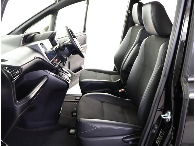 ノア Si ダブルバイビーII 4WD フルセグ メモリーナビ DVD再生 後席モニター バックカメラ 衝突被害軽減システム ETC 両側電動スライド LEDヘッドランプ ウオークスルー 乗車定員7人 3列シート ワンオーナー(11枚目)