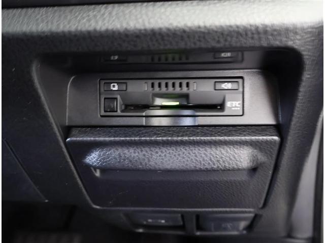 ヴォクシー ハイブリッドＺＳ　煌ＩＩＩ　フルセグ　メモリーナビ　ＤＶＤ再生　バックカメラ　衝突被害軽減システム　ＥＴＣ　両側電動スライド　ＬＥＤヘッドランプ　乗車定員７人　３列シート　ワンオーナー　フルエアロ（27枚目）