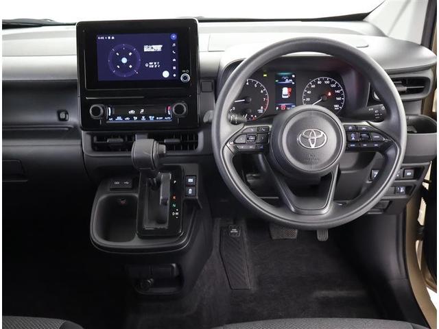 シエンタ Ｇ　フルセグ　バックカメラ　衝突被害軽減システム　ＥＴＣ　ドラレコ　両側電動スライド　ＬＥＤヘッドランプ　乗車定員７人　３列シート　ワンオーナー（4枚目）