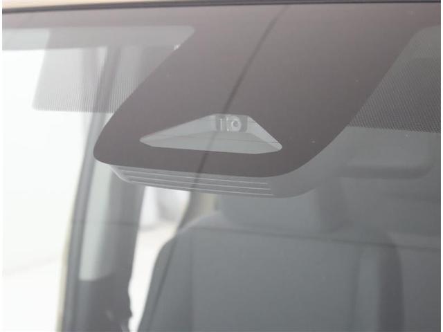 シエンタ Ｇ　フルセグ　バックカメラ　衝突被害軽減システム　ＥＴＣ　ドラレコ　両側電動スライド　ＬＥＤヘッドランプ　乗車定員７人　３列シート　ワンオーナー（9枚目）