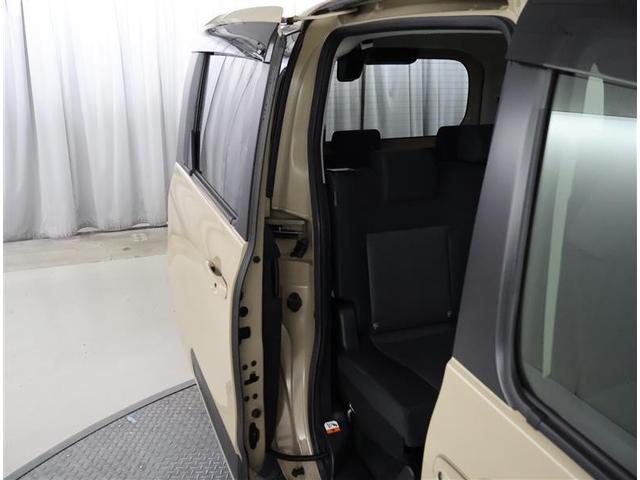 シエンタ Ｇ　フルセグ　バックカメラ　衝突被害軽減システム　ＥＴＣ　ドラレコ　両側電動スライド　ＬＥＤヘッドランプ　乗車定員７人　３列シート　ワンオーナー（12枚目）