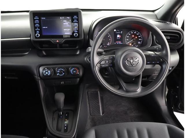 ヤリス Ｘ　バックカメラ　衝突被害軽減システム　ワンオーナー（4枚目）