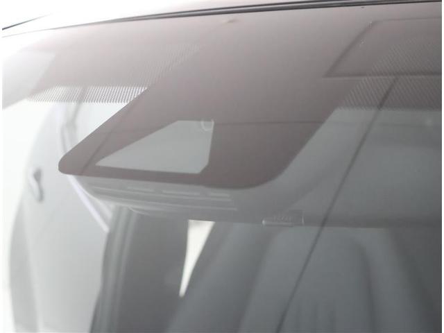 ヤリス Ｘ　バックカメラ　衝突被害軽減システム　ワンオーナー（9枚目）