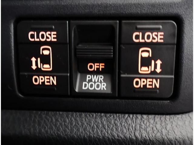 ノア ハイブリッドＳｉ　ダブルバイビーＩＩ　フルセグ　メモリーナビ　ＤＶＤ再生　バックカメラ　衝突被害軽減システム　ＥＴＣ　ドラレコ　両側電動スライド　ＬＥＤヘッドランプ　乗車定員７人　３列シート　フルエアロ（11枚目）