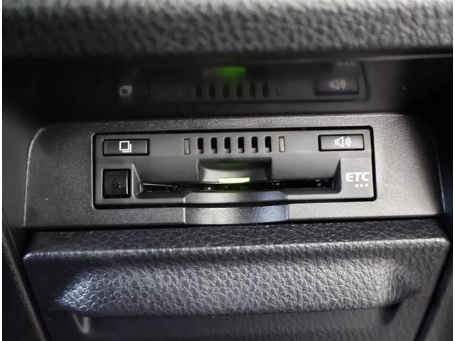 ノア ハイブリッドＳｉ　ダブルバイビーＩＩ　フルセグ　メモリーナビ　ＤＶＤ再生　バックカメラ　衝突被害軽減システム　ＥＴＣ　ドラレコ　両側電動スライド　ＬＥＤヘッドランプ　乗車定員７人　３列シート　フルエアロ（29枚目）