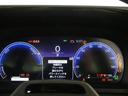 とっても見やすいメーターです。夜間時はラグジュアリーな気分にさせてくれる照明が魅力ですので、夜のドライブも楽しみになりますよ♪