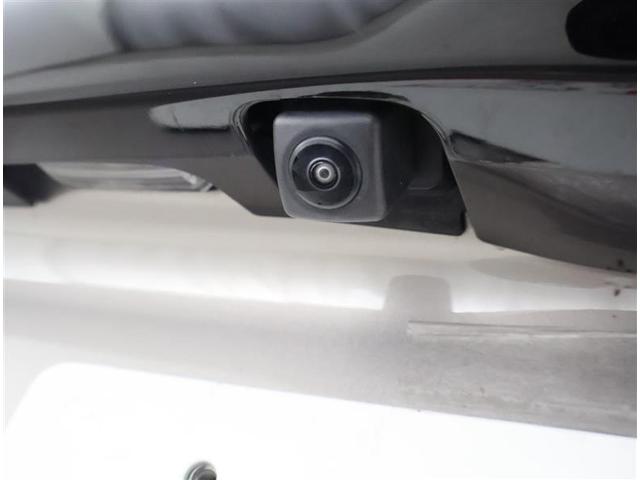 ヤリス X メモリーナビ DVD再生 バックカメラ 衝突被害軽減システム ETC ワンオーナー(8枚目)