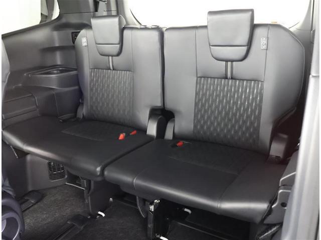 ノア ハイブリッドＳ－Ｚ　フルセグ　メモリーナビ　ＤＶＤ再生　後席モニター　バックカメラ　衝突被害軽減システム　ＥＴＣ　両側電動スライド　ＬＥＤヘッドランプ　乗車定員７人　３列シート　ワンオーナー（14枚目）