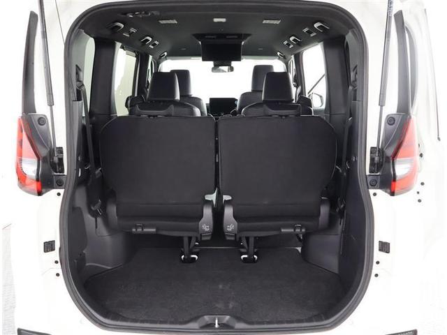 ノア ハイブリッドＳ－Ｚ　フルセグ　メモリーナビ　ＤＶＤ再生　後席モニター　バックカメラ　衝突被害軽減システム　ＥＴＣ　両側電動スライド　ＬＥＤヘッドランプ　乗車定員７人　３列シート　ワンオーナー（15枚目）