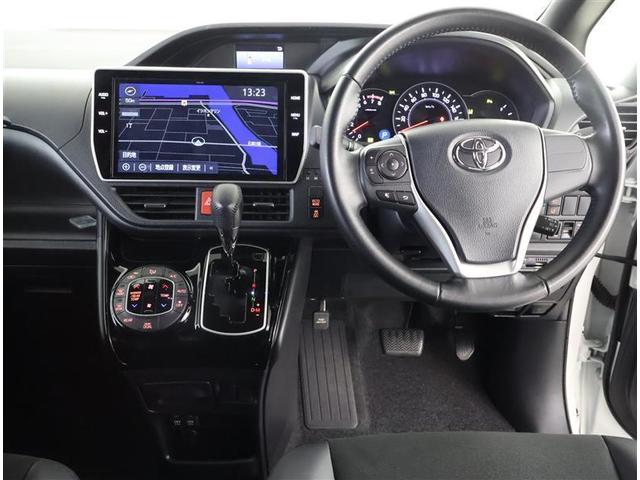 ノア Ｓｉ　ダブルバイビーＩＩ　フルセグ　メモリーナビ　ＤＶＤ再生　後席モニター　バックカメラ　衝突被害軽減システム　ＥＴＣ　両側電動スライド　ＬＥＤヘッドランプ　ウオークスルー　乗車定員７人　３列シート　ワンオーナー　フルエアロ（4枚目）