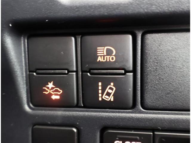 ノア Ｓｉ　ダブルバイビーＩＩ　フルセグ　メモリーナビ　ＤＶＤ再生　後席モニター　バックカメラ　衝突被害軽減システム　ＥＴＣ　両側電動スライド　ＬＥＤヘッドランプ　ウオークスルー　乗車定員７人　３列シート　ワンオーナー　フルエアロ（10枚目）