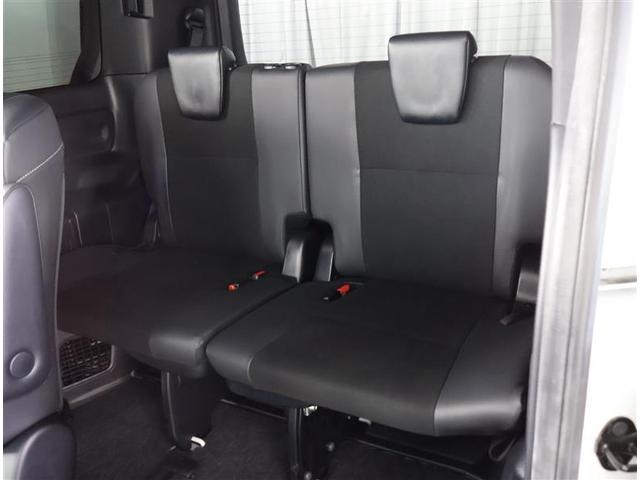 ノア Ｓｉ　ダブルバイビーＩＩ　フルセグ　メモリーナビ　ＤＶＤ再生　後席モニター　バックカメラ　衝突被害軽減システム　ＥＴＣ　両側電動スライド　ＬＥＤヘッドランプ　ウオークスルー　乗車定員７人　３列シート　ワンオーナー　フルエアロ（14枚目）