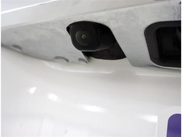 ヴォクシー ＺＳ　煌　９インチフルセグメモリーナビ　Ｂｌｕｅｔｏｏｔｈ　ＤＶＤ再生　バックカメラ　ＥＴＣ　両側電動スライド　ＬＥＤヘッドランプ　ウオークスルー　乗車定員７人　３列シート　フルエアロ　アイドリングストップ（8枚目）