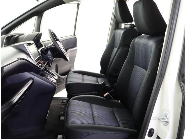 ヴォクシー ＺＳ　煌　９インチフルセグメモリーナビ　Ｂｌｕｅｔｏｏｔｈ　ＤＶＤ再生　バックカメラ　ＥＴＣ　両側電動スライド　ＬＥＤヘッドランプ　ウオークスルー　乗車定員７人　３列シート　フルエアロ　アイドリングストップ（10枚目）