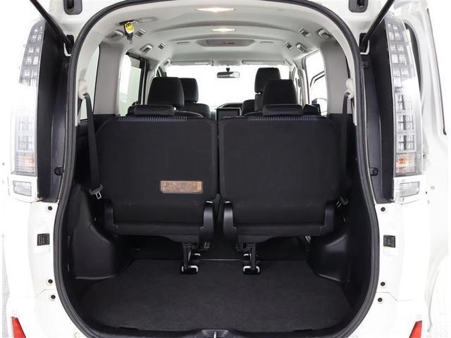 ヴォクシー ＺＳ　煌　９インチフルセグメモリーナビ　Ｂｌｕｅｔｏｏｔｈ　ＤＶＤ再生　バックカメラ　ＥＴＣ　両側電動スライド　ＬＥＤヘッドランプ　ウオークスルー　乗車定員７人　３列シート　フルエアロ　アイドリングストップ（13枚目）