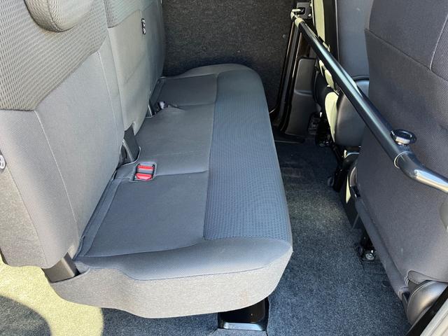 ＮＶ２００バネットバン ＧＸ　純正ナビ　バックモニター　ＥＴＣ　キーレス　ドライブレコーダー　フェンダーポール　両側スライドドア　フォグ　ＡＢＳ　マット　サイドバイザー（42枚目）