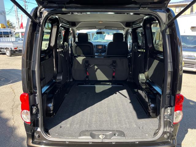 ＮＶ２００バネットバン ＧＸ　純正ナビ　バックモニター　ＥＴＣ　キーレス　ドライブレコーダー　フェンダーポール　両側スライドドア　フォグ　ＡＢＳ　マット　サイドバイザー（43枚目）