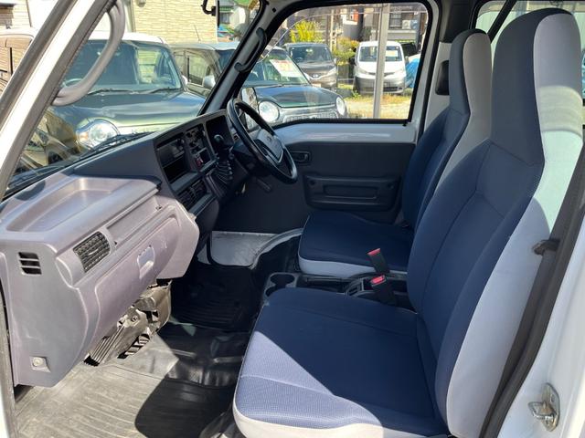 サンバーバン トランスポーター　キーレス　両側スライドドア　ヘッドライトレベライザー　パワーモード　サイドバイザー　カップホルダー　マット（5枚目）