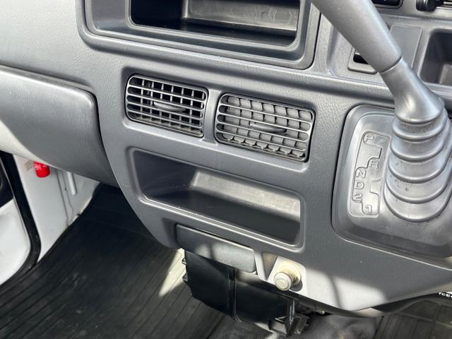 サンバートラック TC スーパーチャージャー 4WD 純正オーディオ サイドバイザー マット(28枚目)