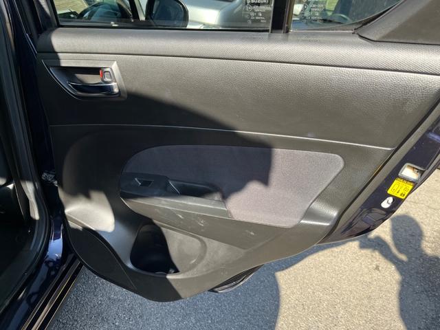 スイフト XG ユーザー様買取車両 社外ナビ 社外15AW ETC スマートキー プッシュスタート 電格ミラー セキュリティアラーム ヘッドライトレベライザー リアスポイラー(39枚目)