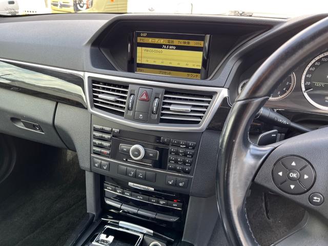 Eクラスステーションワゴン E350ブルテックステーションワゴンアバンG ディーゼルターボ サンルーフ 純正ナビ バックモニター キーレス ETC HIDライト 本革シート 革巻きステアリング 電動リアゲート ルーフレール(27枚目)