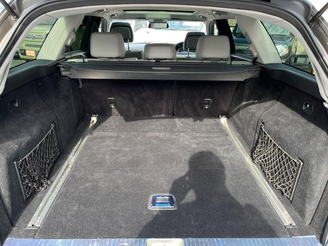 Eクラスステーションワゴン E350ブルテックステーションワゴンアバンG ディーゼルターボ サンルーフ 純正ナビ バックモニター キーレス ETC HIDライト 本革シート 革巻きステアリング 電動リアゲート ルーフレール(45枚目)