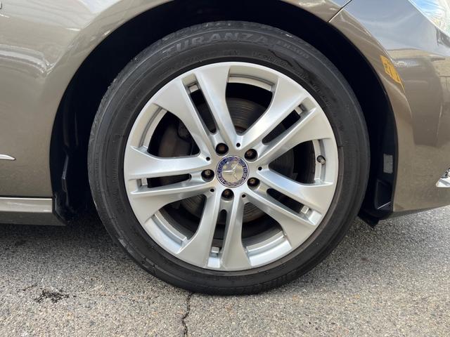 Eクラスステーションワゴン E350ブルテックステーションワゴンアバンG ディーゼルターボ サンルーフ 純正ナビ バックモニター キーレス ETC HIDライト 本革シート 革巻きステアリング 電動リアゲート ルーフレール(59枚目)