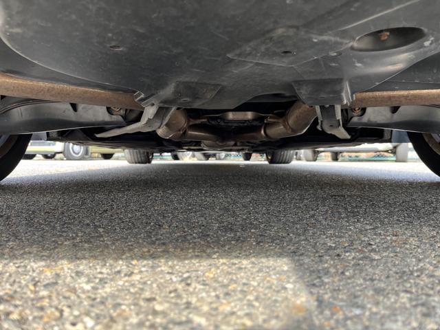 Eクラスステーションワゴン E350ブルテックステーションワゴンアバンG ディーゼルターボ サンルーフ 純正ナビ バックモニター キーレス ETC HIDライト 本革シート 革巻きステアリング 電動リアゲート ルーフレール(65枚目)