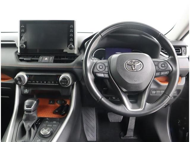ＲＡＶ４ アドベンチャー　認定中古車　ワンオーナー　点検整備記録簿　ＴＲＤエアロ　衝突被害軽減　アクセル踏み間違い防止　ブラインドスポットモニター　フルセグナビ　ディスプレイオーディオ　電動シート　電動バックドア　ＥＴＣ（5枚目）