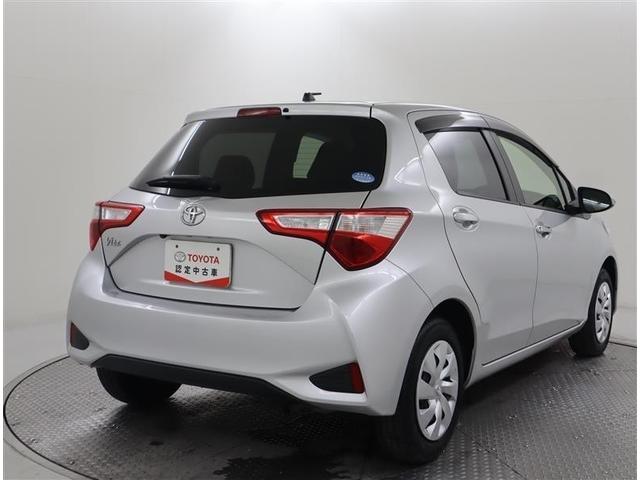 ヴィッツ F セーフティーエディション フルセグ メモリーナビ DVD再生 ミュージックプレイヤー接続可 バックカメラ 衝突被害軽減システム ETC ワンオーナー 記録簿(4枚目)