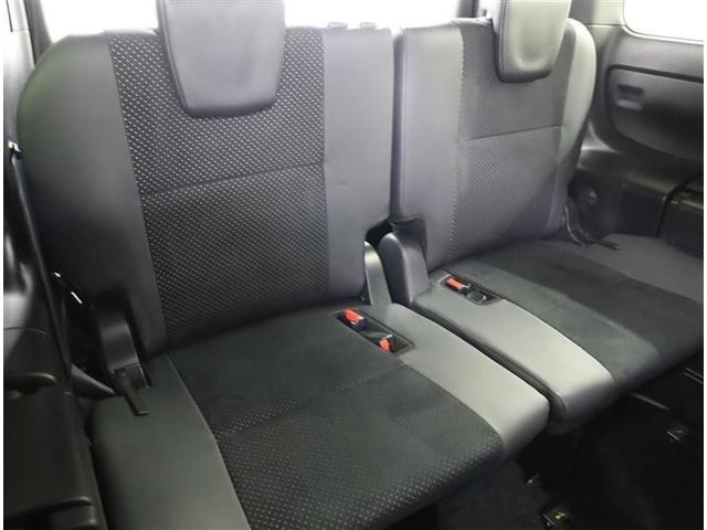 ヴォクシー ＺＳ　煌ＩＩＩ　フルセグ　メモリーナビ　ＤＶＤ再生　ミュージックプレイヤー接続可　バックカメラ　衝突被害軽減システム　ＥＴＣ　両側電動スライド　ＬＥＤヘッドランプ　ウオークスルー　乗車定員７人　３列シート　フルエアロ（7枚目）