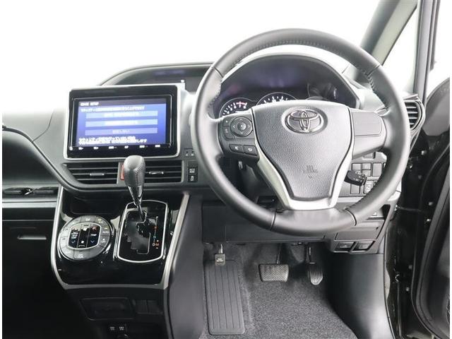 ヴォクシー ＺＳ　煌ＩＩＩ　フルセグ　メモリーナビ　ＤＶＤ再生　ミュージックプレイヤー接続可　バックカメラ　衝突被害軽減システム　ＥＴＣ　両側電動スライド　ＬＥＤヘッドランプ　ウオークスルー　乗車定員７人　３列シート　フルエアロ（10枚目）