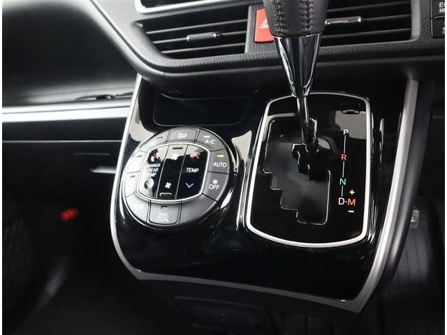 ヴォクシー ＺＳ　煌ＩＩＩ　フルセグ　メモリーナビ　ＤＶＤ再生　ミュージックプレイヤー接続可　バックカメラ　衝突被害軽減システム　ＥＴＣ　両側電動スライド　ＬＥＤヘッドランプ　ウオークスルー　乗車定員７人　３列シート　フルエアロ（15枚目）