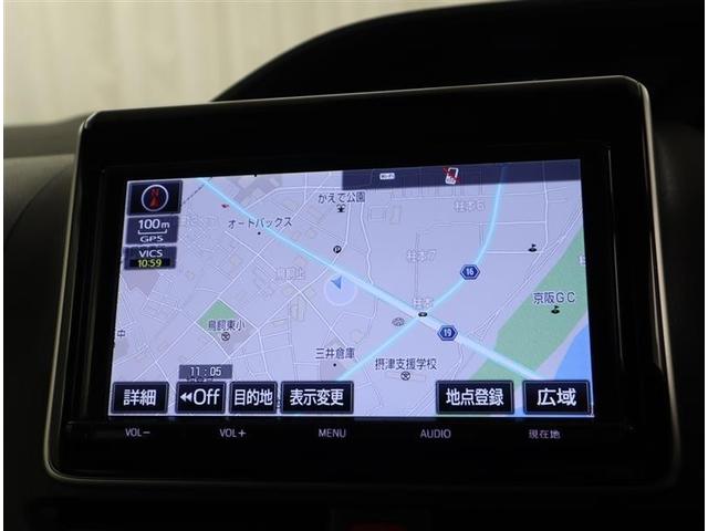 ノア Ｓｉ　フルセグ　メモリーナビ　ＤＶＤ再生　ミュージックプレイヤー接続可　バックカメラ　衝突被害軽減システム　ＥＴＣ　両側電動スライド　ＬＥＤヘッドランプ　ウオークスルー　乗車定員７人　３列シート　フルエアロ（6枚目）