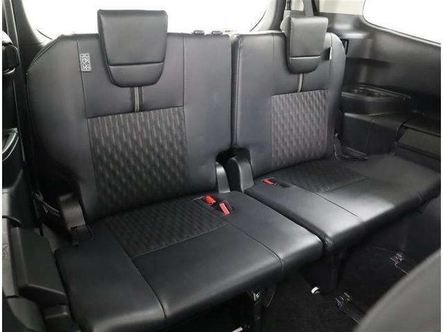 ノア Ｚ　フルセグ　メモリーナビ　ＤＶＤ再生　ミュージックプレイヤー接続可　後席モニター　バックカメラ　衝突被害軽減システム　ＥＴＣ　両側電動スライド　ＬＥＤヘッドランプ　乗車定員７人　３列シート　ワンオーナー（7枚目）